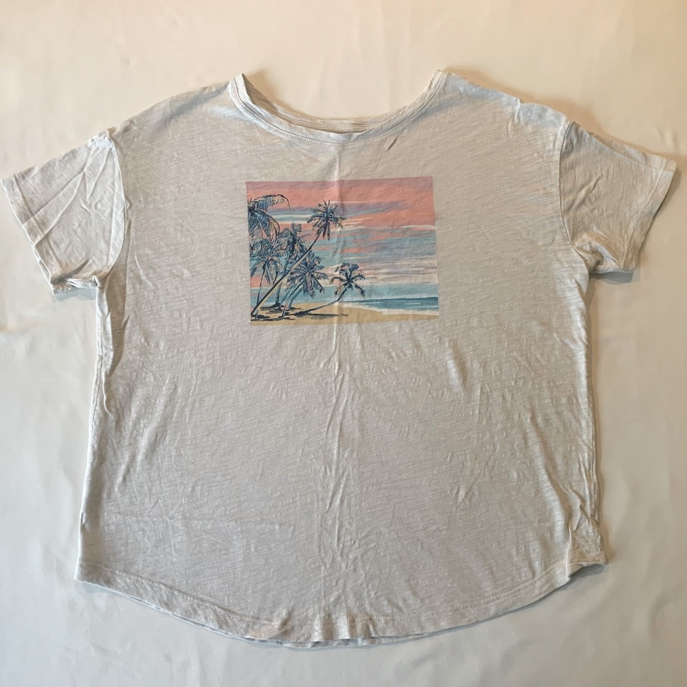 Old Navy • The Easy Tee • Cotton Short Sleeve • Beach Print • Women’s Small